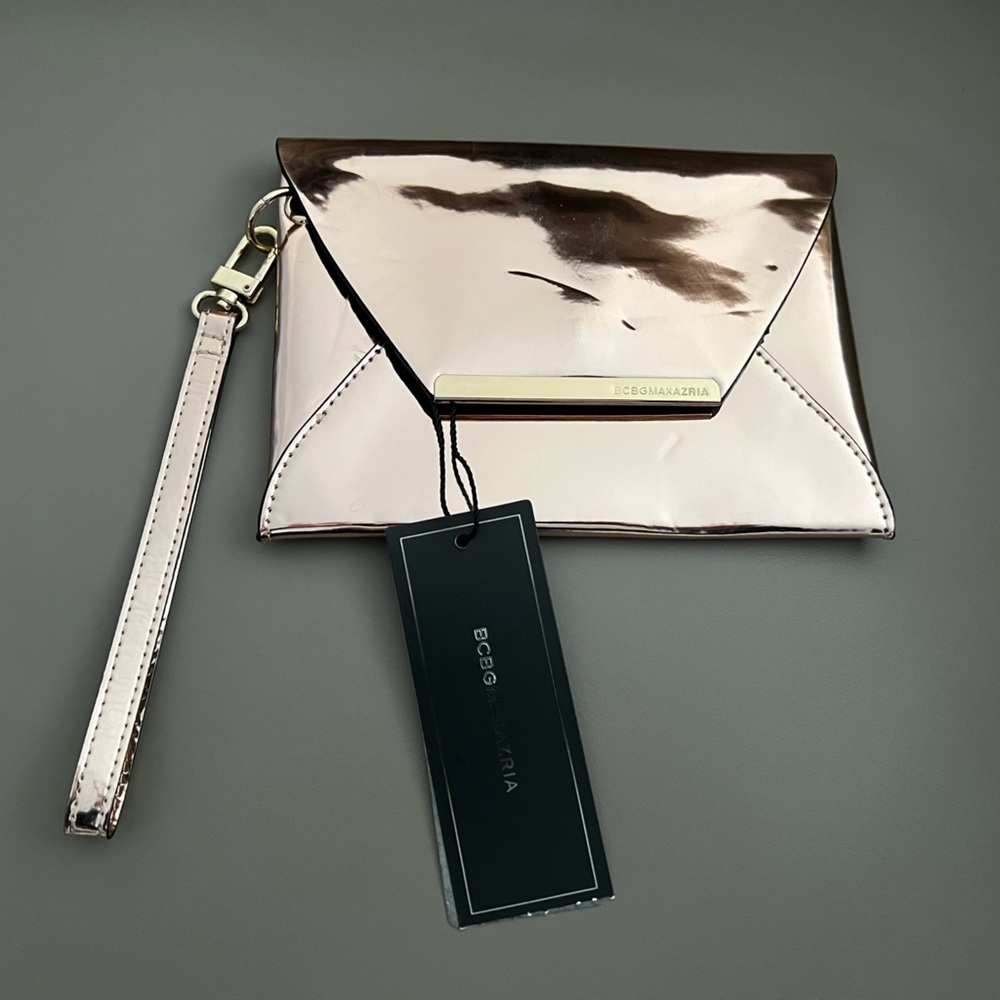 BCBGMAXAZRIA Metallic Rose Gold Clutch – New With Tags